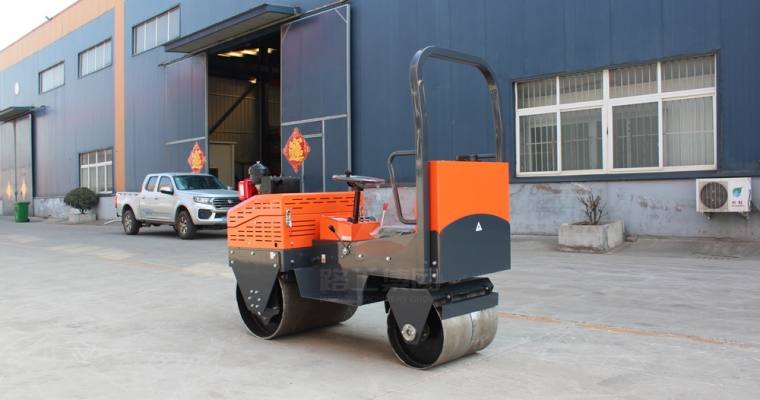 小型压路机在施事情业前应做好哪些准备事情？？？？？？